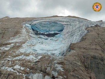 Seis muertos en un desprendimiento de glaciar en los Álpes