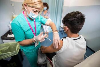 La EMA aprueba la vacuna de Moderna para niños de 6 a 11 años