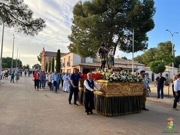 San Isidro vuelve a procesionar por Bolaños