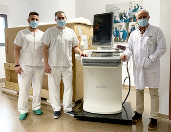 El hospital recibe el nuevo mamógrafo digital con tomosíntesis