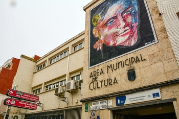 La biblioteca organiza una excursión cultural a Madrid
