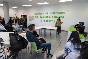 UCLM dedica un aula a primera ingeniera de caminos de España