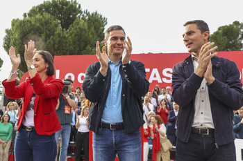 Sánchez evita la polémica de la compra de votos