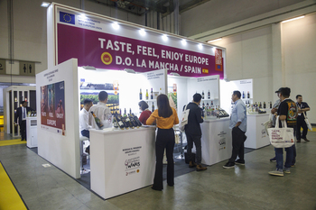 Los vinos DO La Mancha participan en Vinexpo Asia