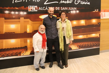 Nuevo éxito de la obra de teatro ‘Supernormales’ en Alcázar