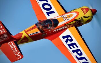 Espectaculares imágenes del campeonato de vuelo acrobático