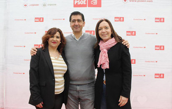Almudena Moya, candidata del PSOE en Cinco Casas