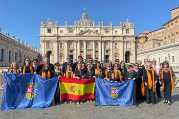 La Coral Villa del Alba deslumbra en el Vaticano