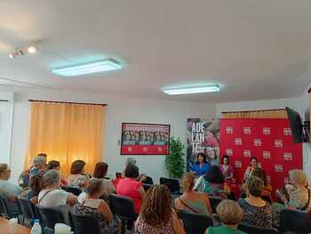 El PSOE pide llenar las urnas 