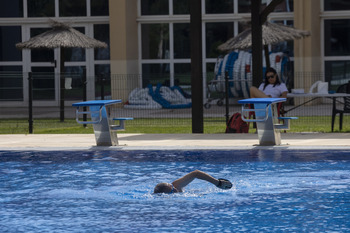 Las piscinas tendrán un 50% de descuento en las olas de calor