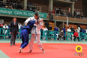 Los judocas sub 15 y 18 debutan con éxito en Albacete