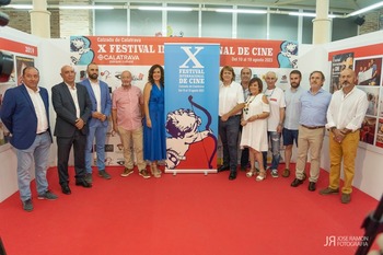 La Junta muestra su apoyo al Festival de Cine de Calzada
