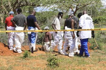 Más de 400 muertos en una secta de Kenia por querer 'ver' a Jesús