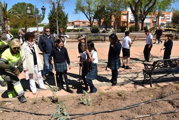 Miguelturra celebra el Día del Árbol con plantaciones