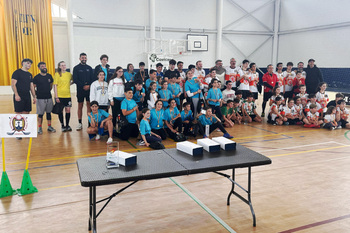 Almodóvar del Campo acoge el V Torneo de Floorball