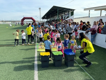 350 escolares de Bolaños aprenden la importancia del reciclaje