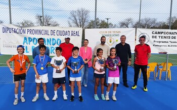 Acosta y Camacho logran el título provincial alevín de tenis