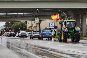 Tractores y camiones vuelven a complicar el tráfico por rondas