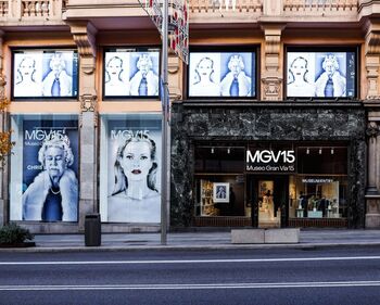 Kate Moss, medio siglo de 'Luz Pura' para Chris Levine
