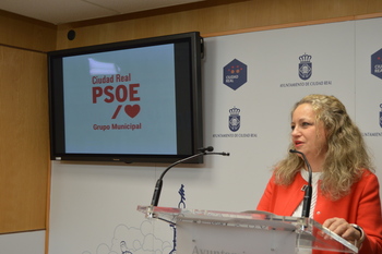El PSOE echa en cara a PP y Vox 