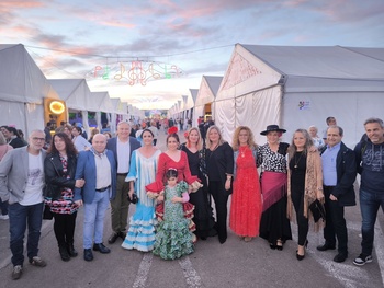 La Feria de Abril arranca con baile y récord de casetas