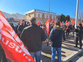 Concentración para exigir readmisión de responsable sindical