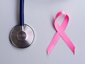 Revelan un nuevo objetivo en la prevención del cáncer de mama