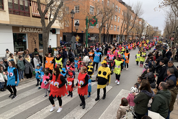 El Desfile Escolar ilumina el Domingo de Carnaval en Tomelloso